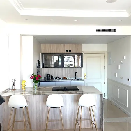 Guadalpin Penthouse Apartmán