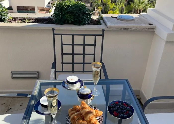 Guadalpin Penthouse Lägenhet Marbella